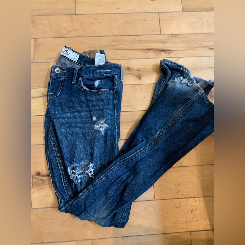 2000’s og hollister low rise bootcut size 1 jeans